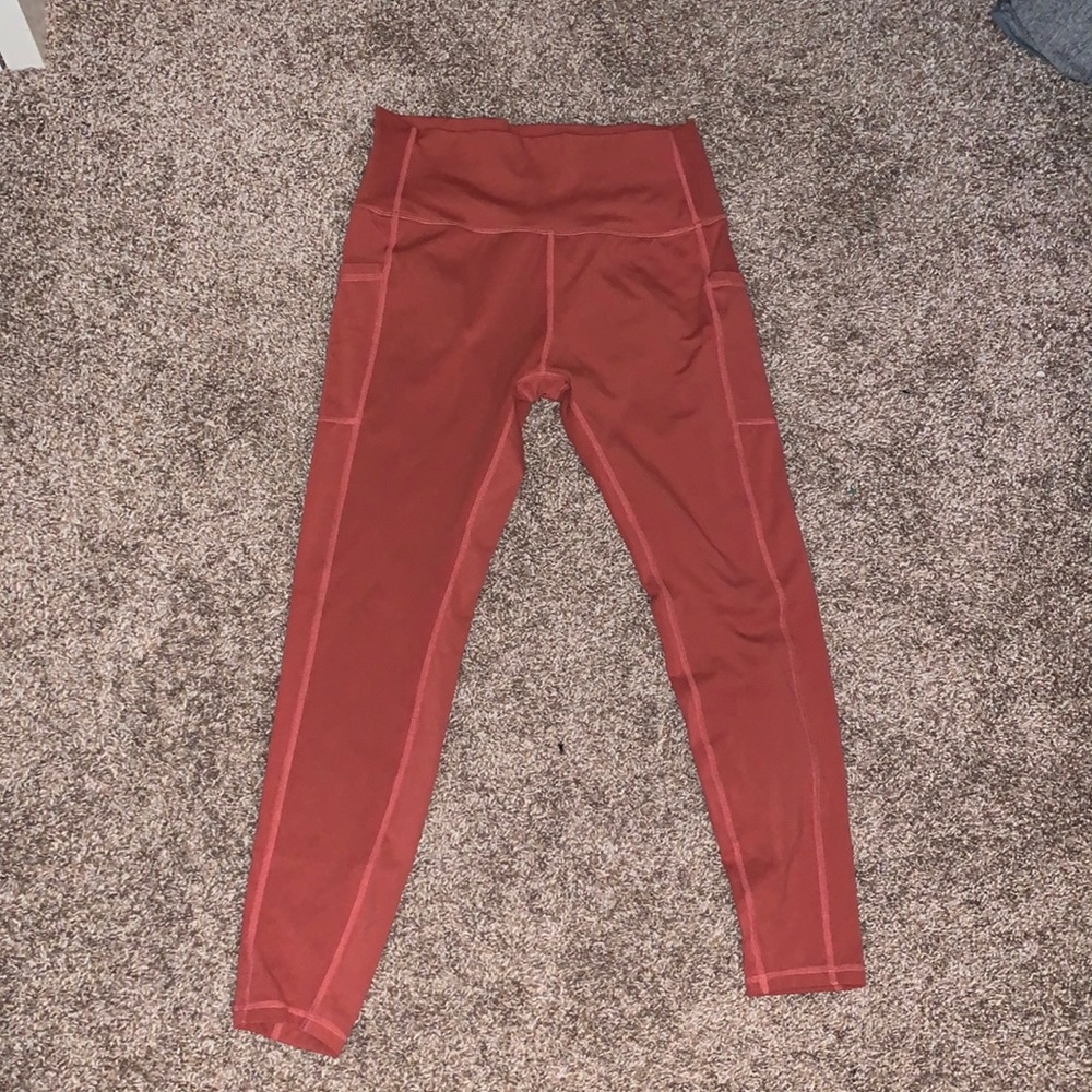 Coral crop leggings